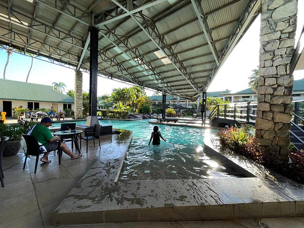 Tokatoka Hotel 泳池設施