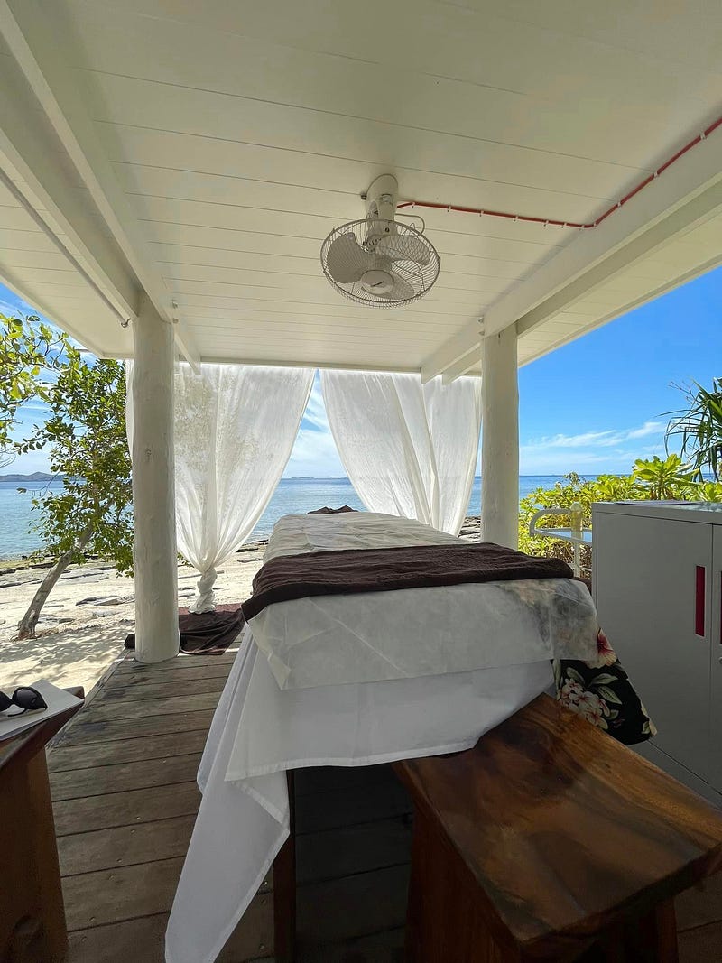 Malamala島海邊按摩療程