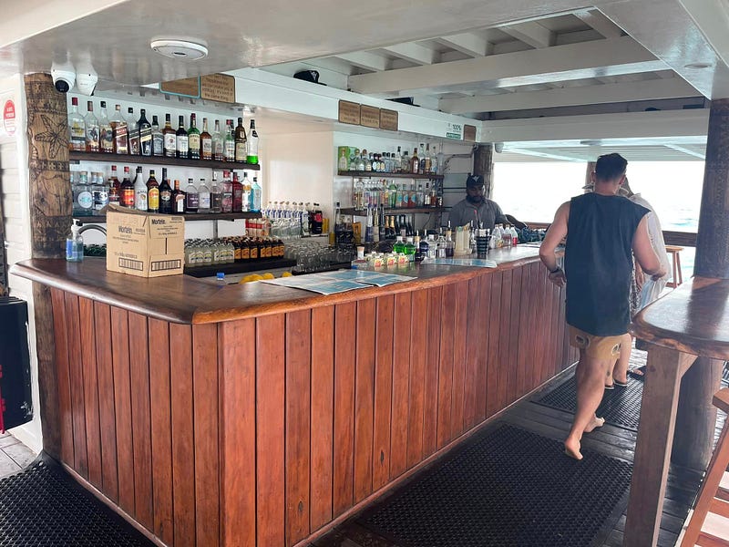 Cloud 9酒吧派對氣氛