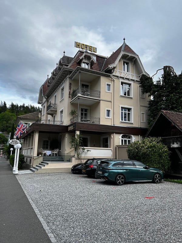 茵特拉肯三星級經濟旅館