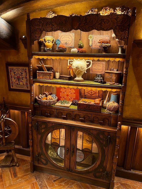 哈比村小屋內部裝飾