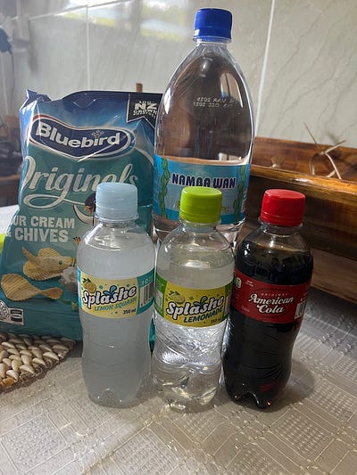 超市酒類區布幕遮蓋