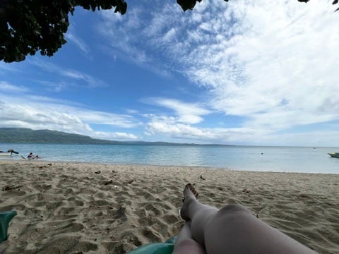 太平洋小島上的大冒險:2025.04.21 Vanuatu Day 3 地震驚魂、小島浮潛與部落文化初體驗