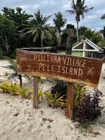 Pele Island 村莊指示牌