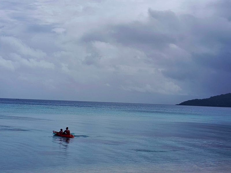 太平洋小島上的大冒險:2025.04.22 Vanuatu Day 4 接送烏龍、浮潛驚魂,什麼時候才能沒有驚喜?