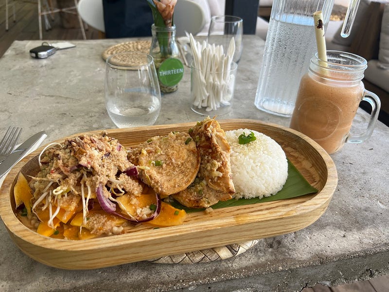 香茅雞精緻擺盤